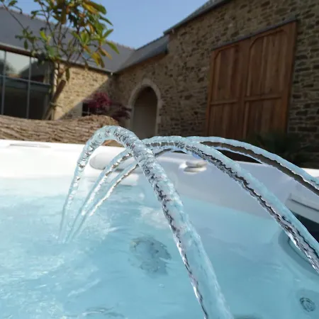 Les Gites Du Haut Pin Calorguen Exterior photo
