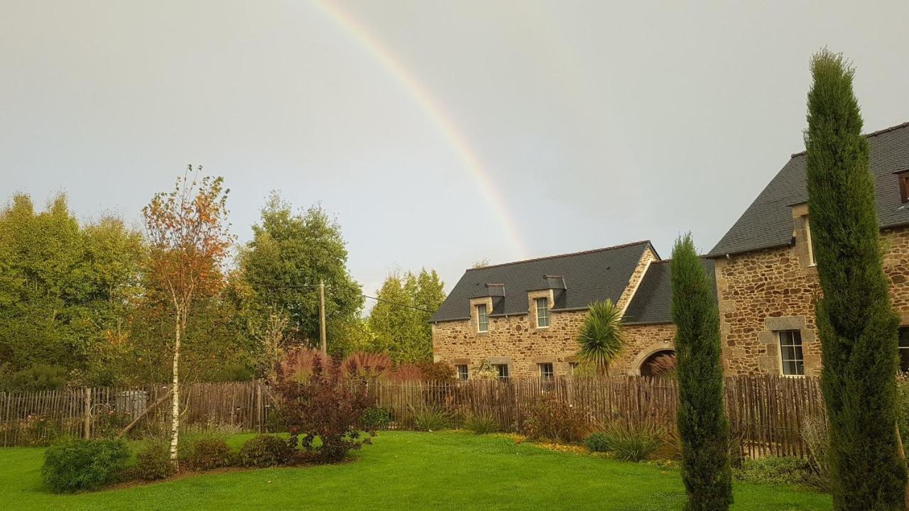 Les Du Pin