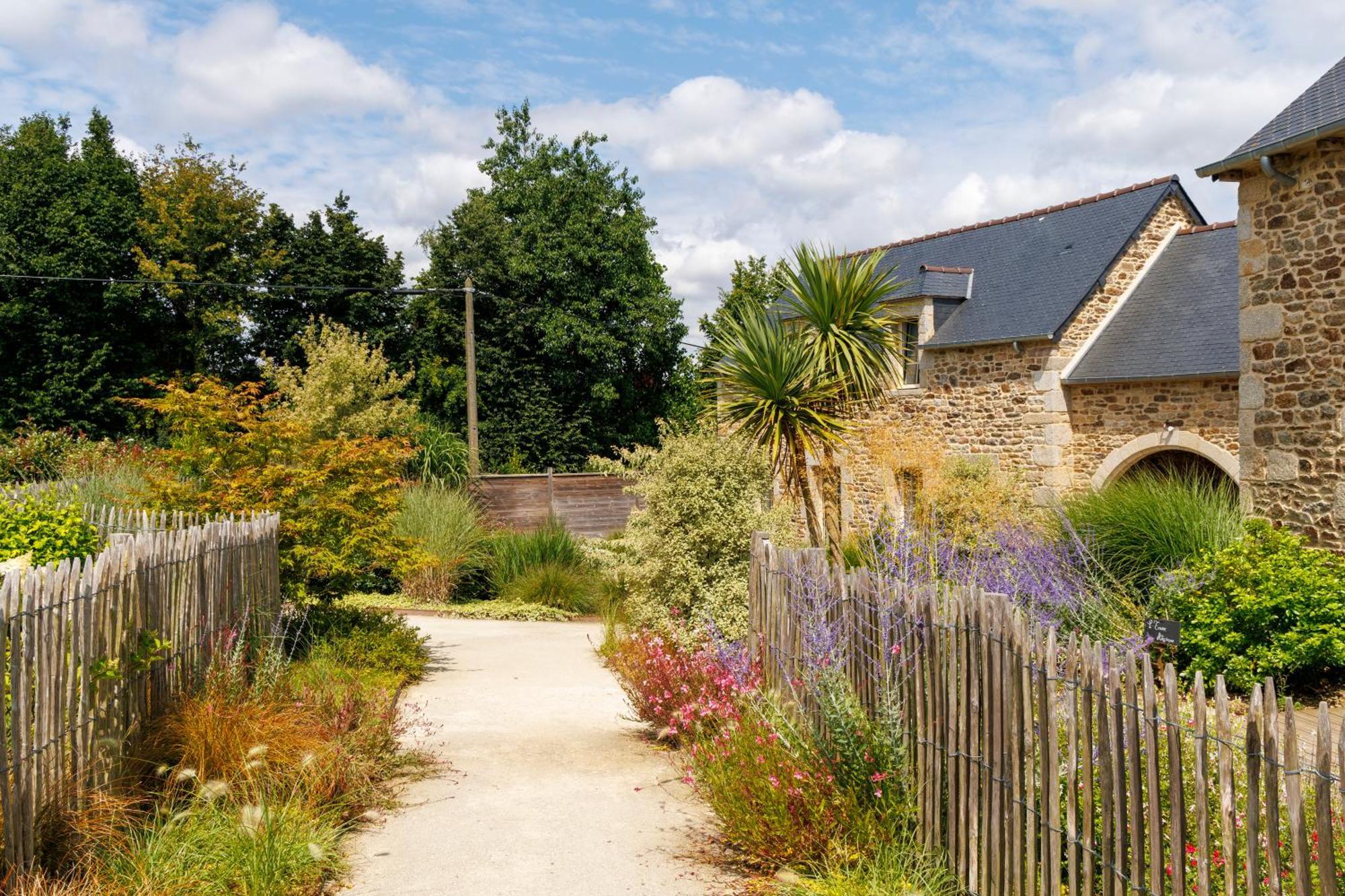 Les Du Pin Ferienhaus *